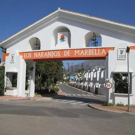 Дом отдыха Preciosa Casa De 4 Y 3 Banos, Urbanizacion Naranjos, Puerto Banus *