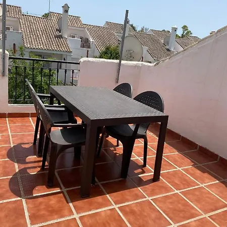Σπίτι διακοπών Preciosa Casa De 4 Y 3 Banos, Urbanizacion Naranjos, Puerto Banus Μαρμπέλλα